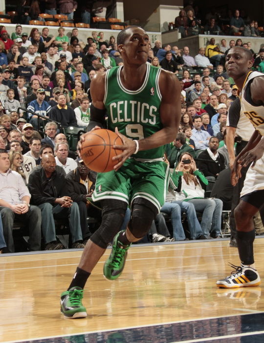  步行者末节爆发逆转凯尔特人  