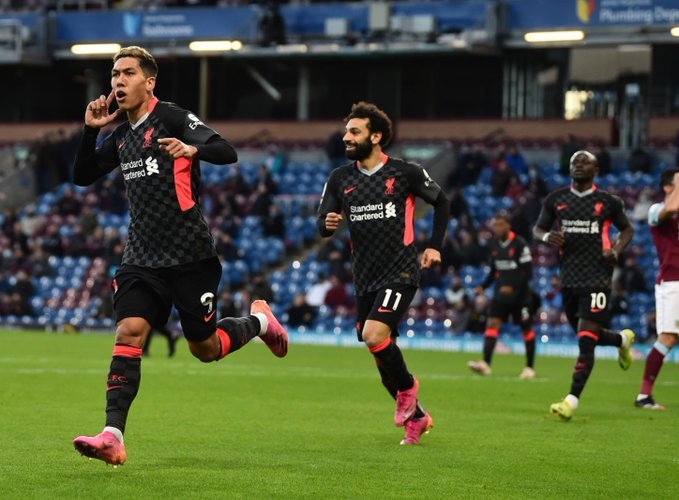  切尔西队长复出，带队逼平榜首  